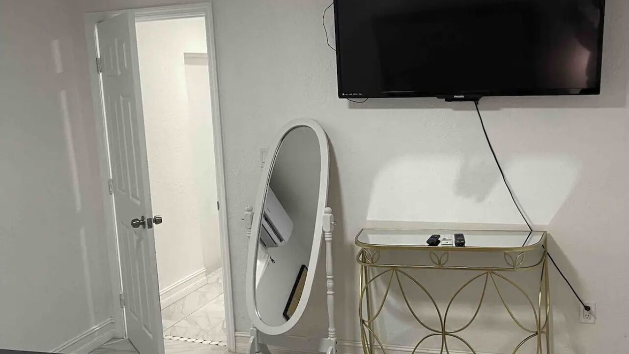 Photo of Bedroom in Oak Ridge