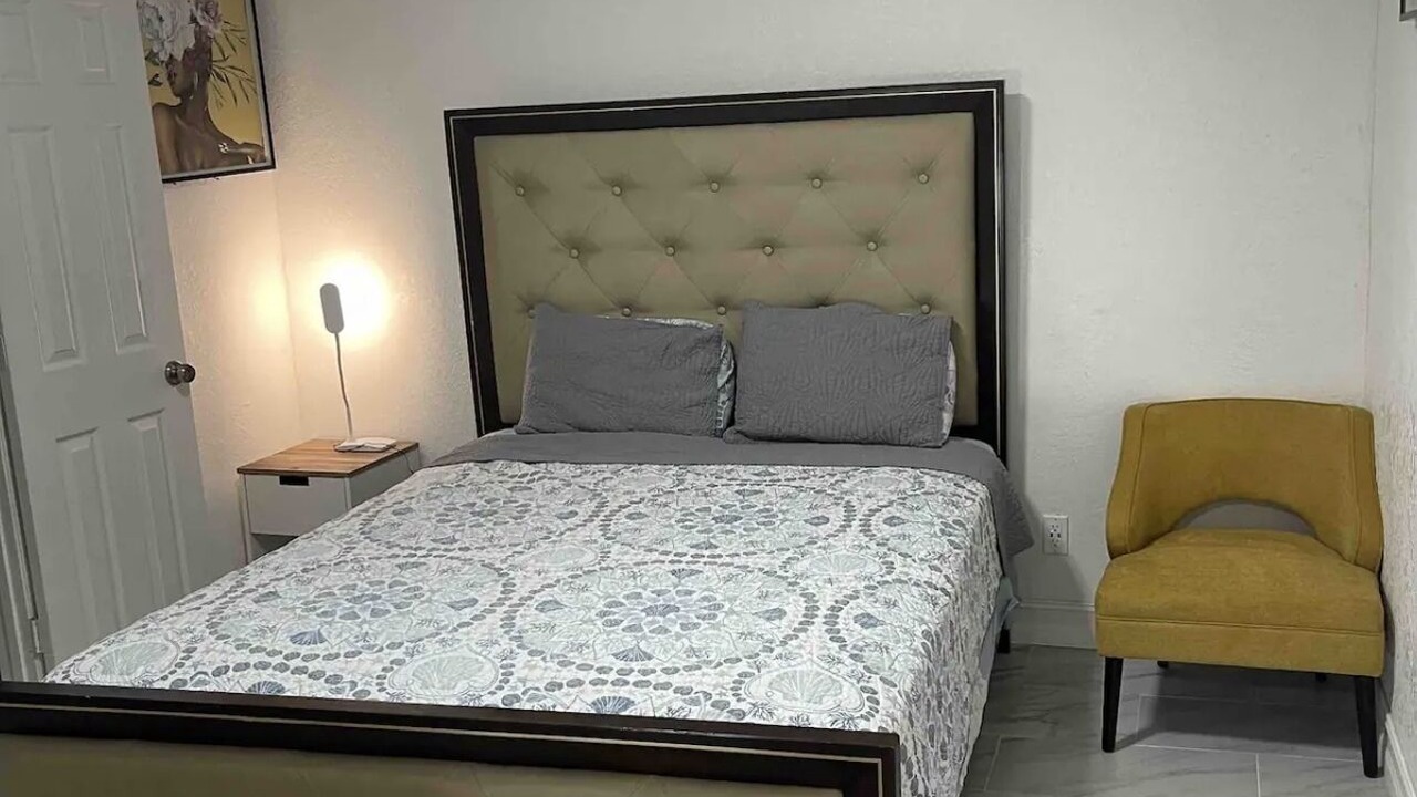 Photo of Bedroom in Oak Ridge