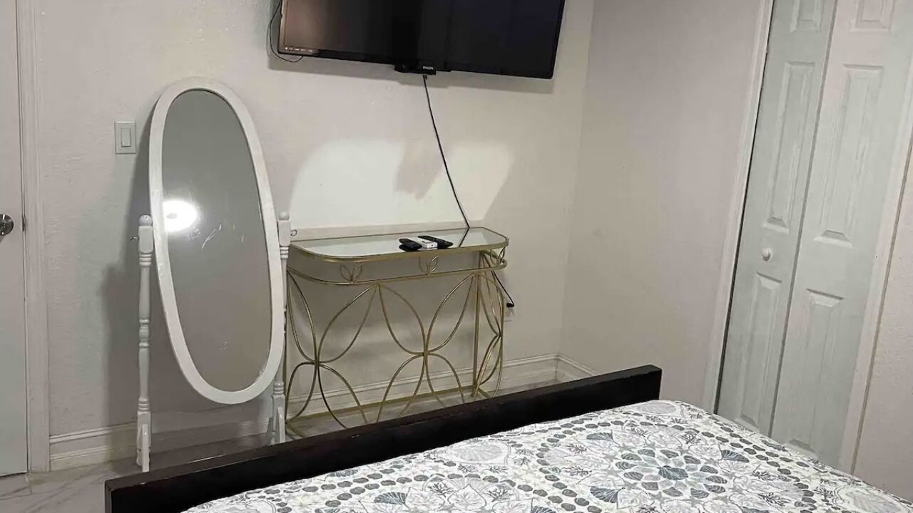 Photo of Bedroom in Oak Ridge