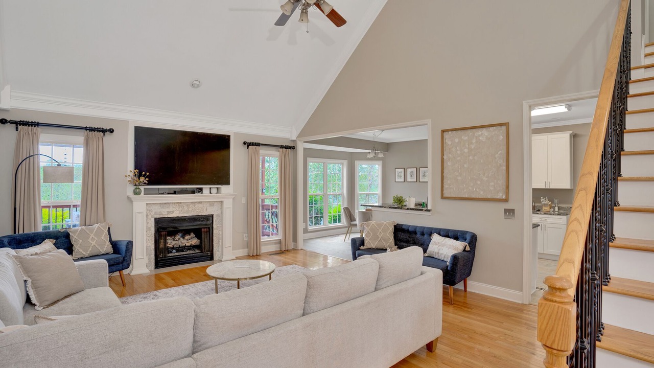 Photo of Livingroom in Collegedale