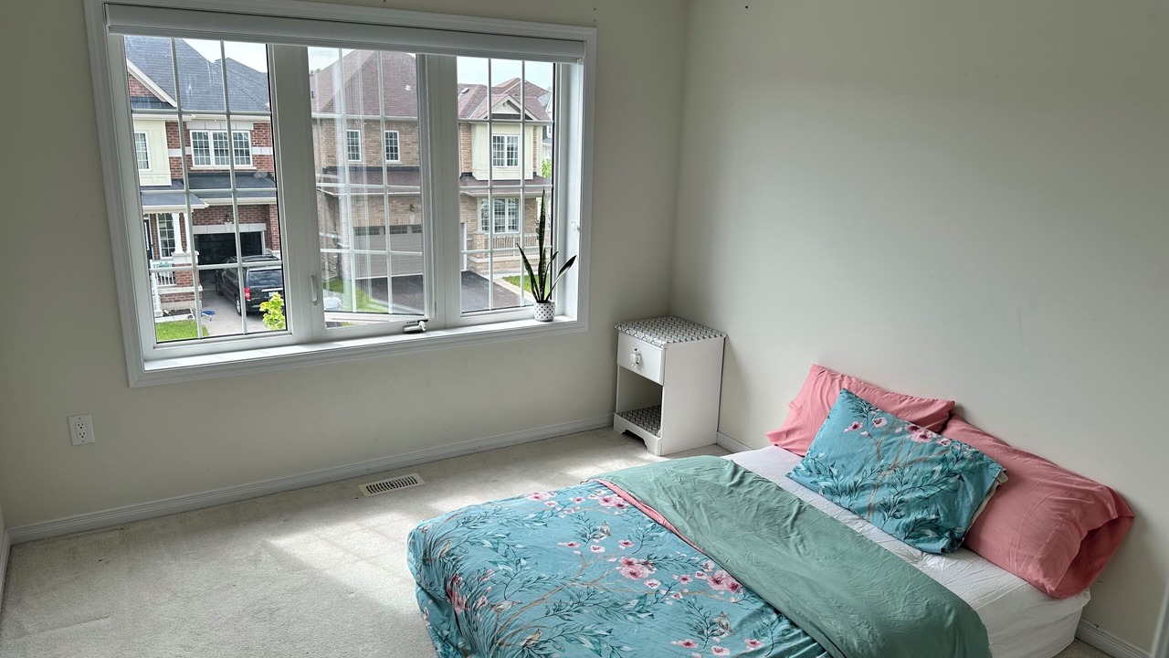 Photo of Bedroom in Thorold