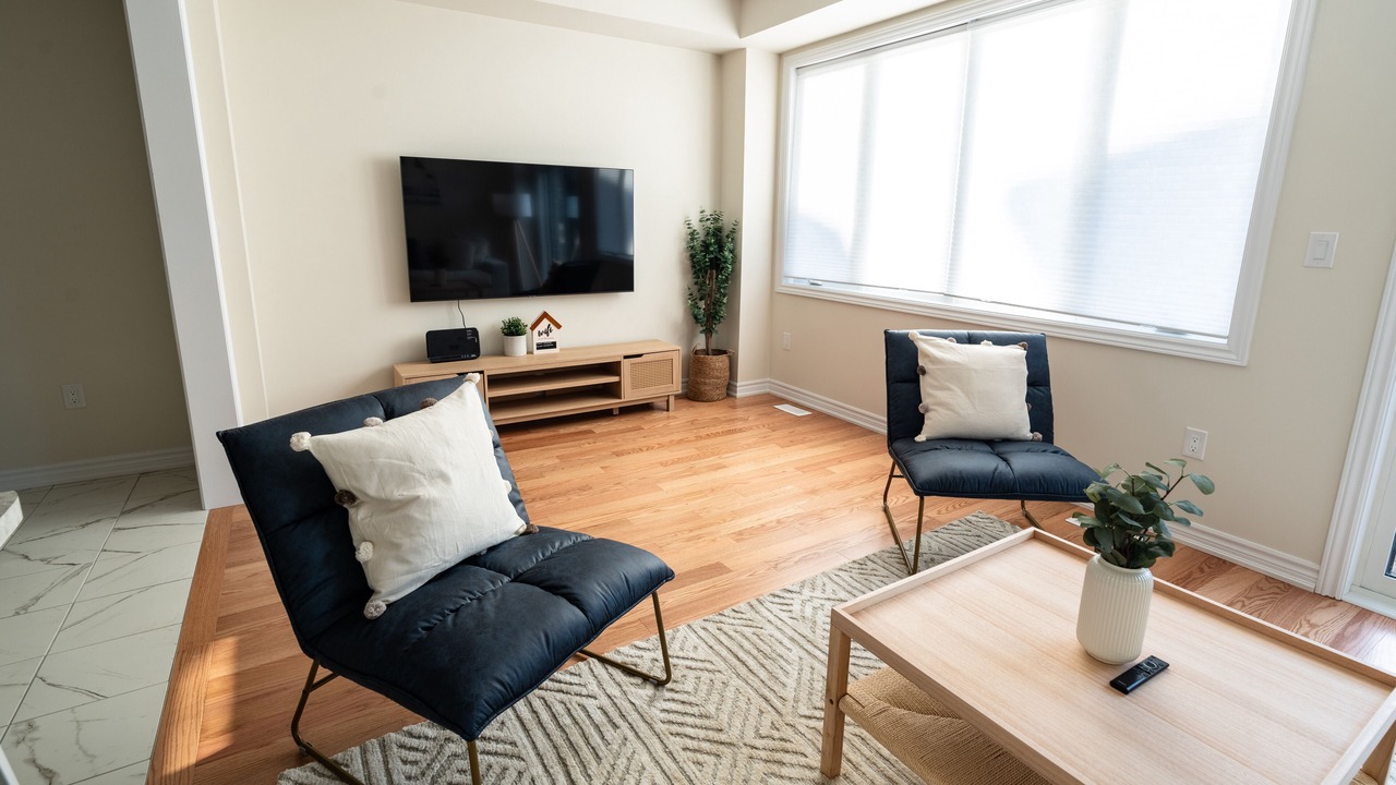 Photo of Livingroom in Thorold