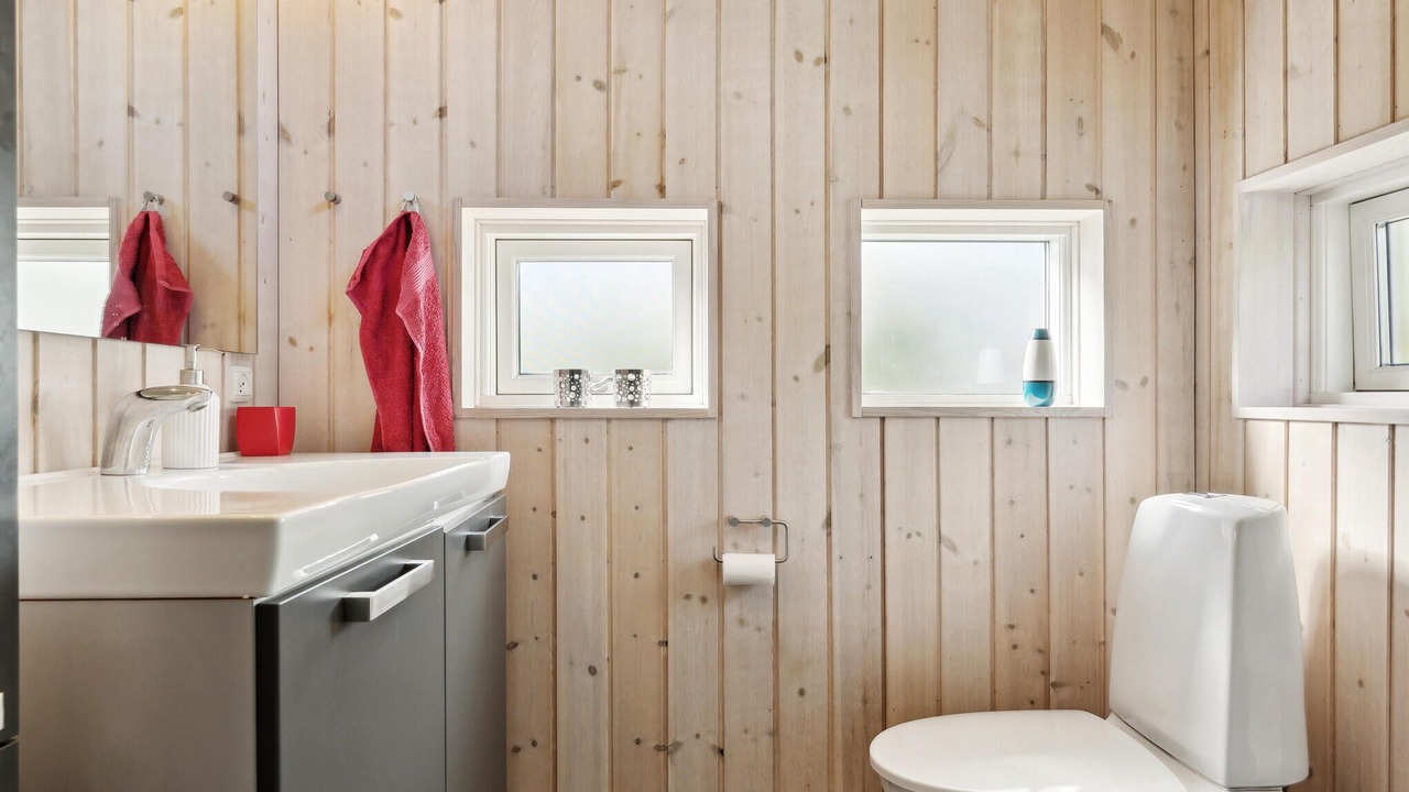 Photo of Bathroom in Saksild Strand