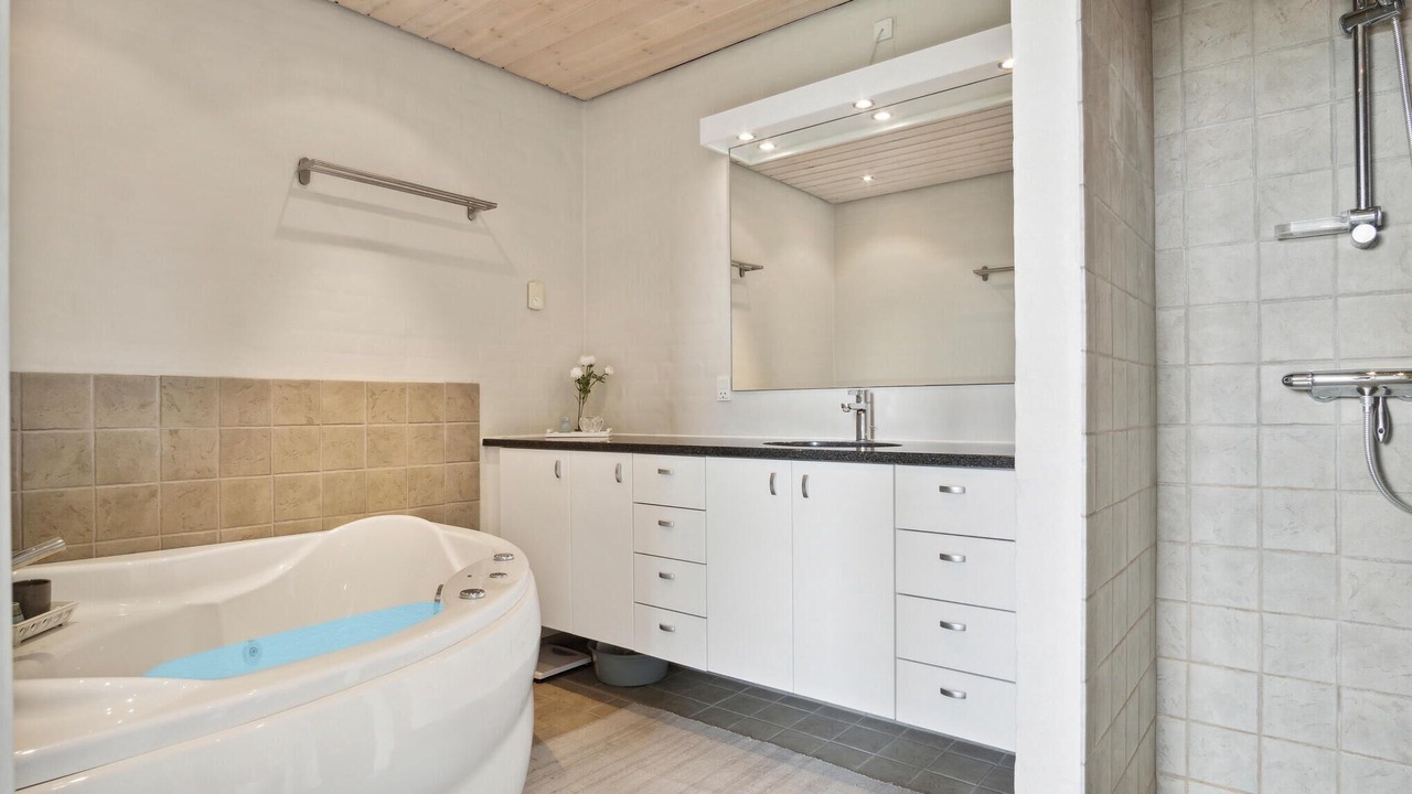 Photo of Bathroom in Knebel