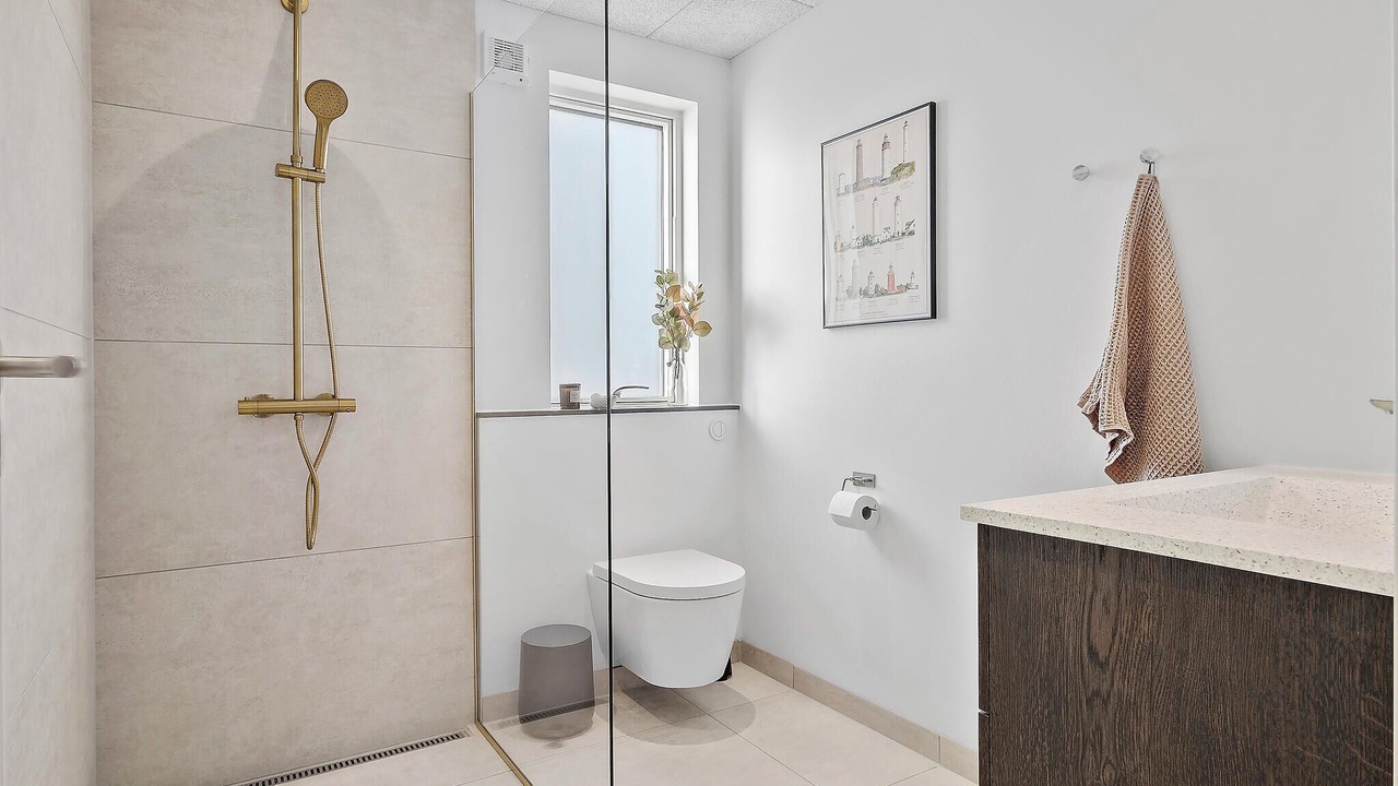Photo of Bathroom in Jerup
