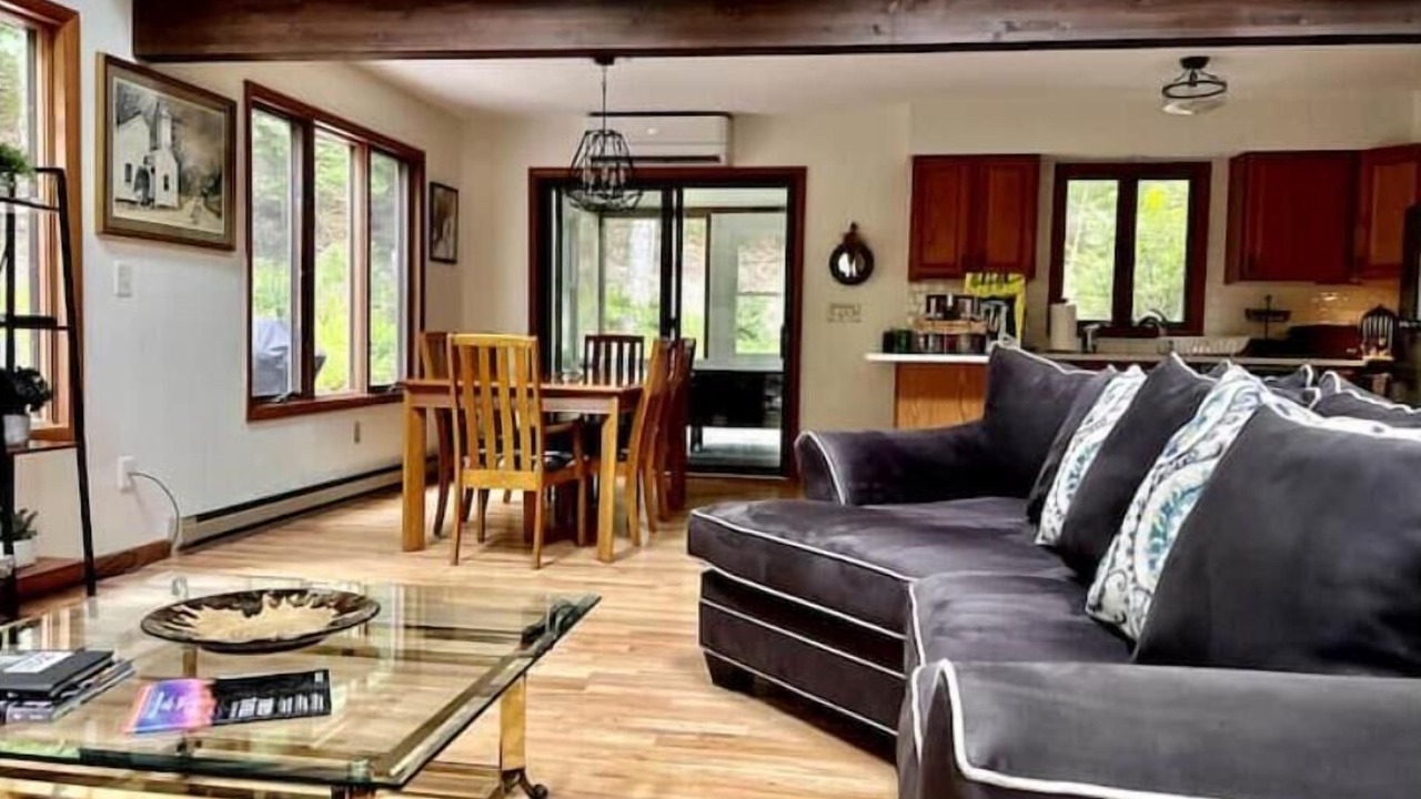 Photo of Livingroom in East Stroudsburg