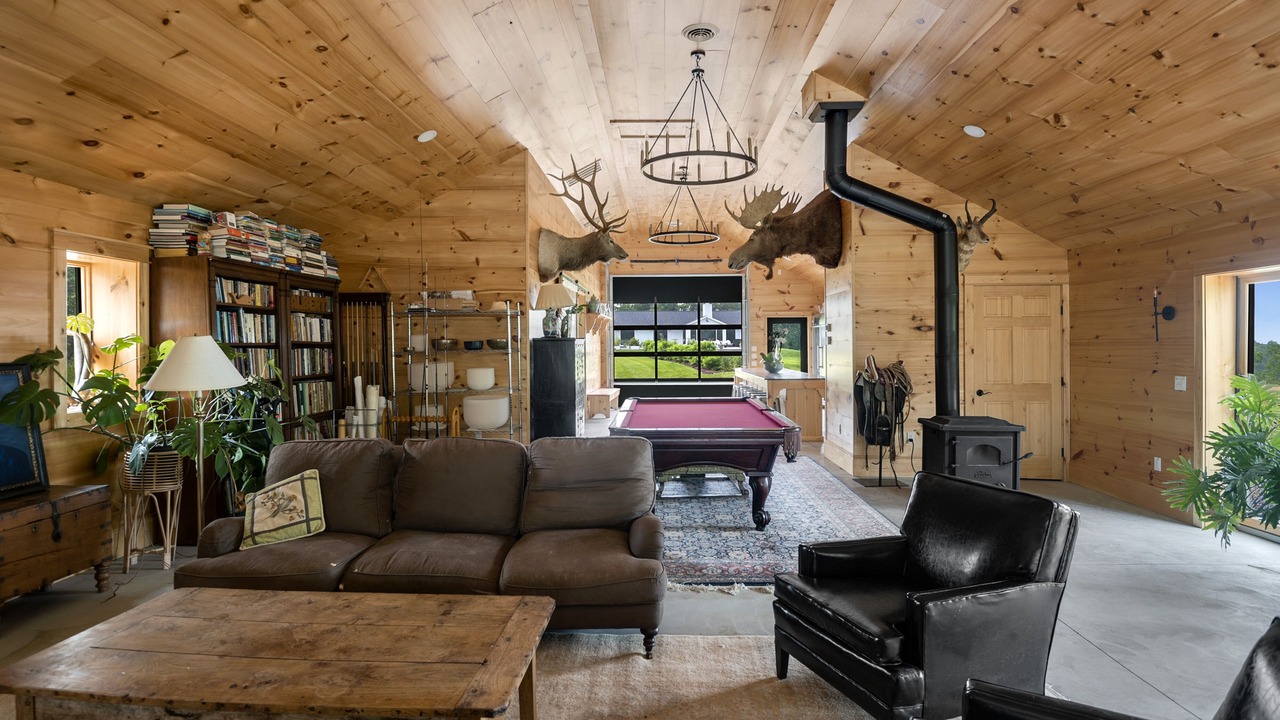 Photo of Bedroom in Skaneateles