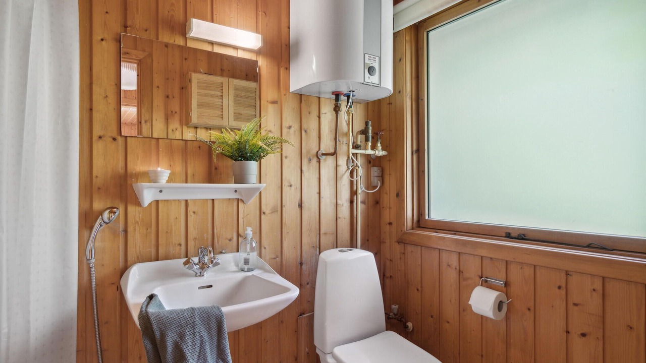 Photo of Bathroom in Holloselund