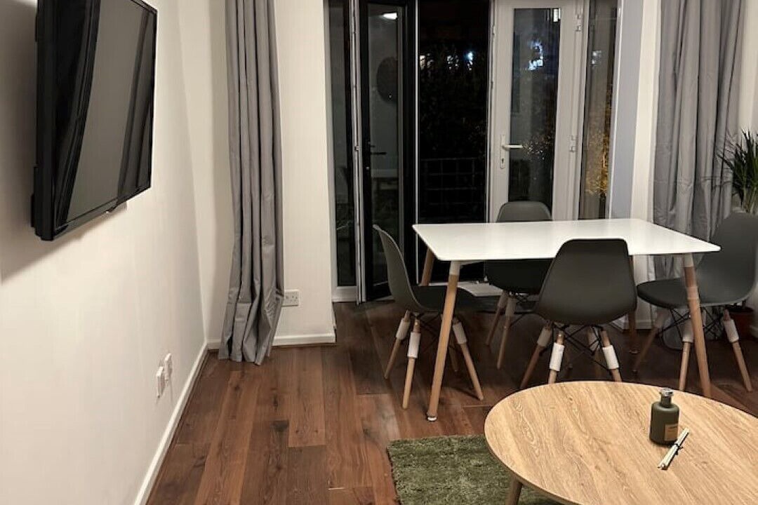 Photo of Others in Island Gardens