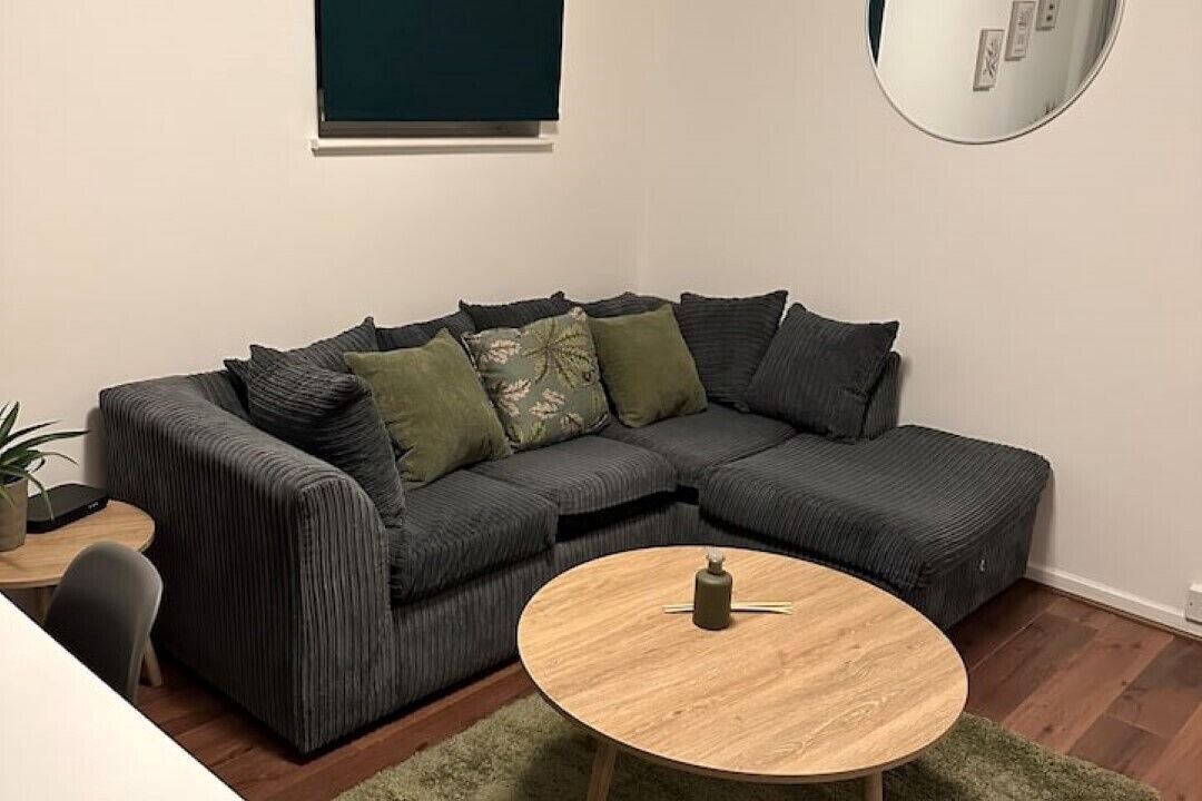 Photo of Livingroom in Island Gardens