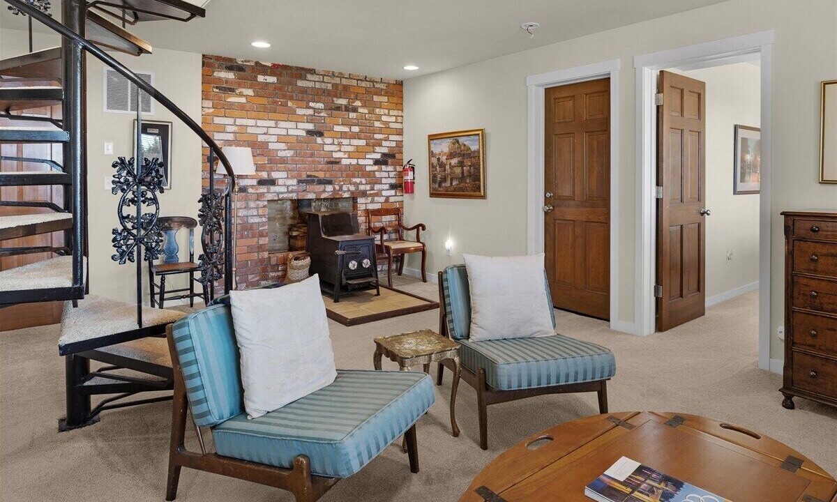 Photo of Bedroom in Arch Cape