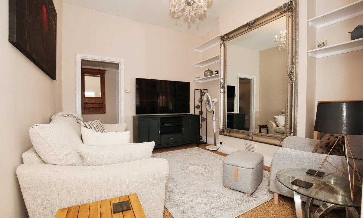 Photo of Others in Harrow Road