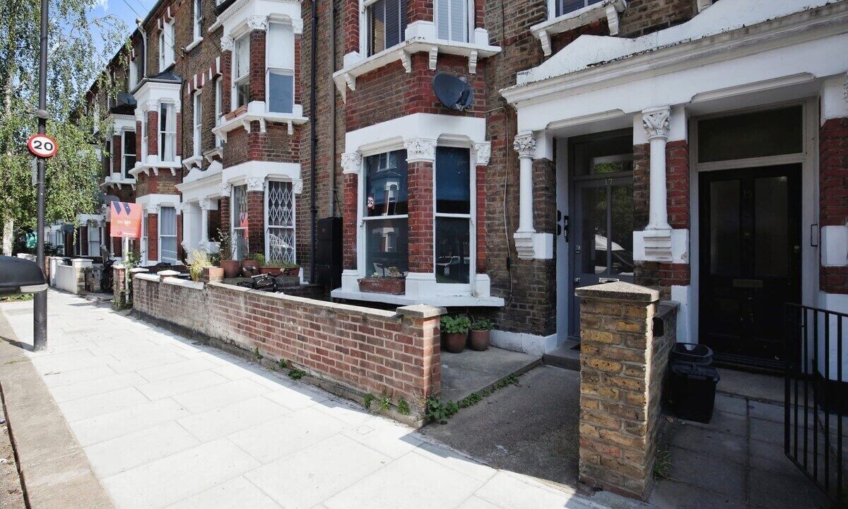 Photo of Others in Harrow Road