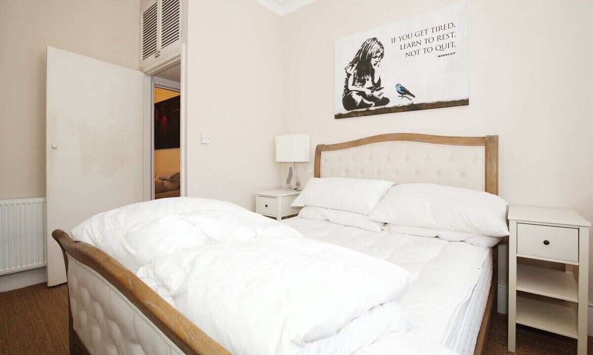 Photo of Others in Harrow Road