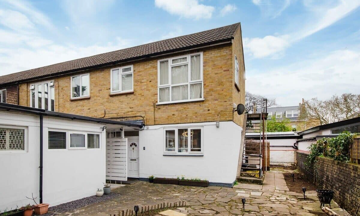 Photo of Others in St. Margarets and North Twickenham