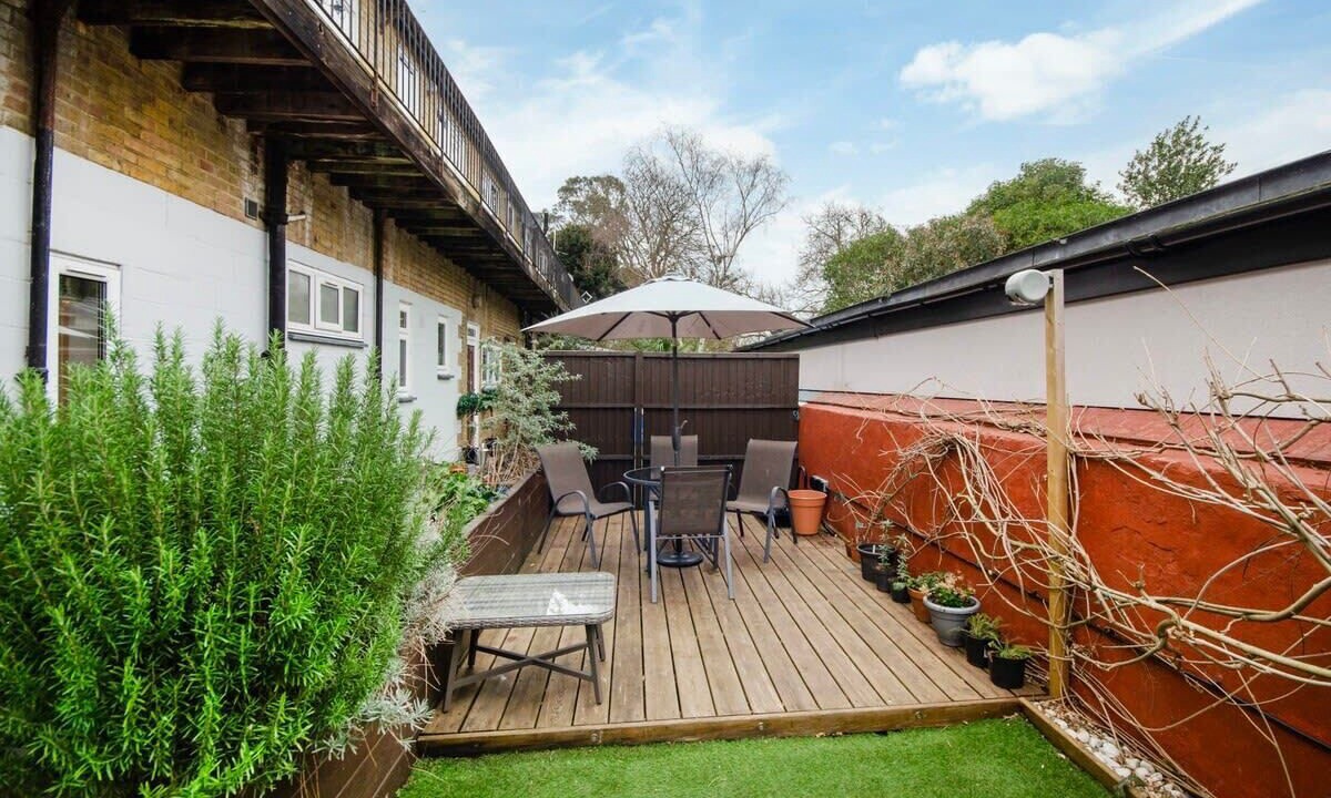 Photo of Others in St. Margarets and North Twickenham