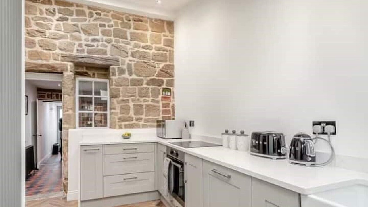 Photo of Kitchen in Guisborough