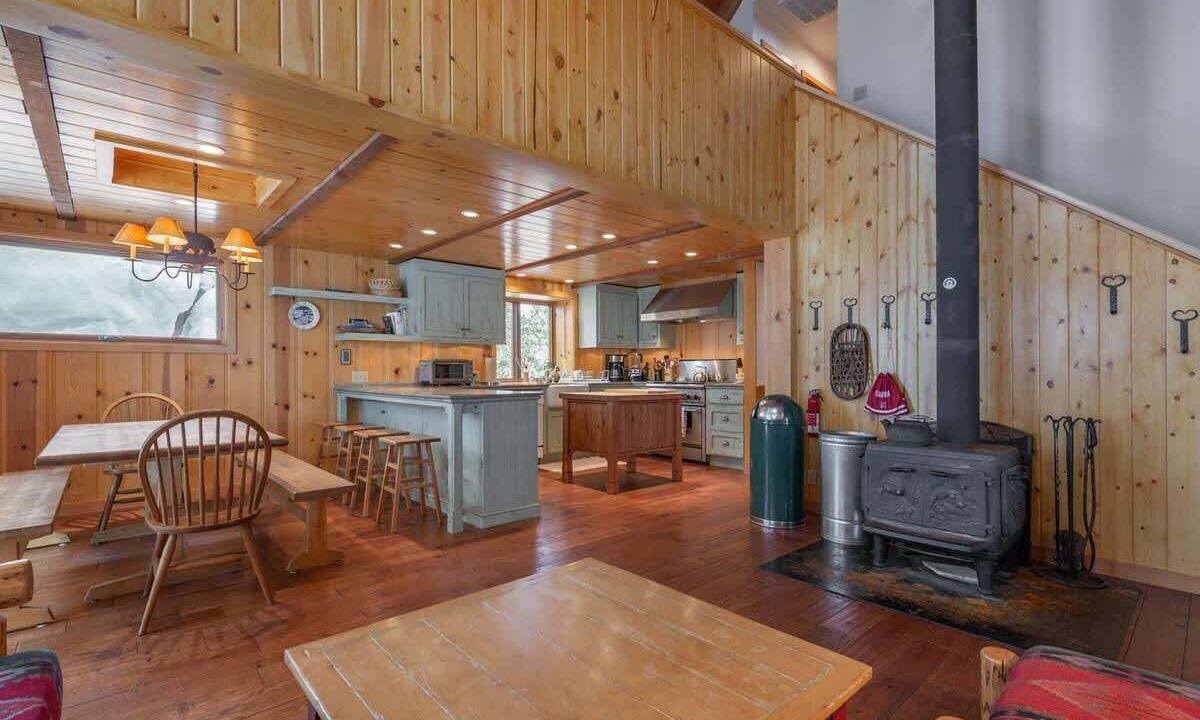 Photo of Kitchen in Kingswood Estates