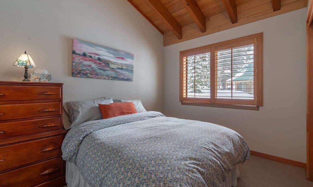Photo of Bedroom in Kingswood Estates