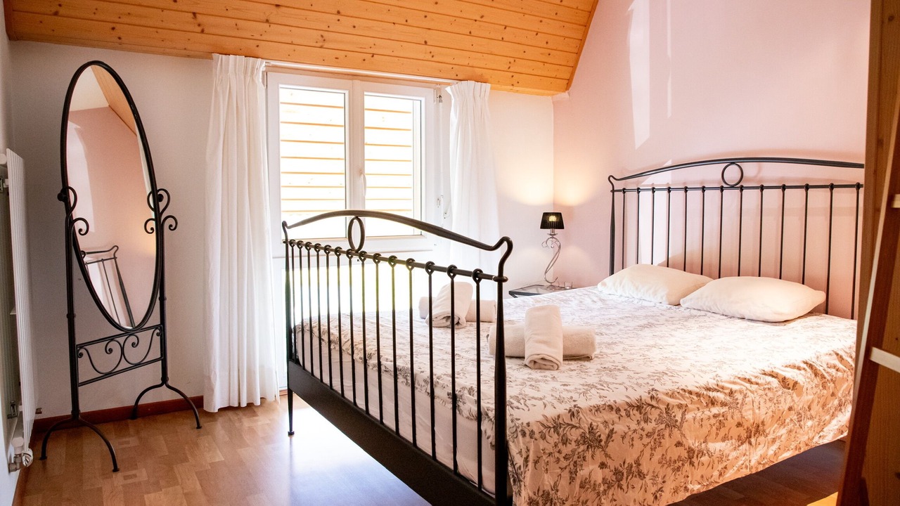 Photo of Bedroom in Cottens