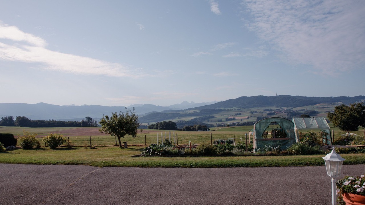 Photo of Outdoor in Cottens