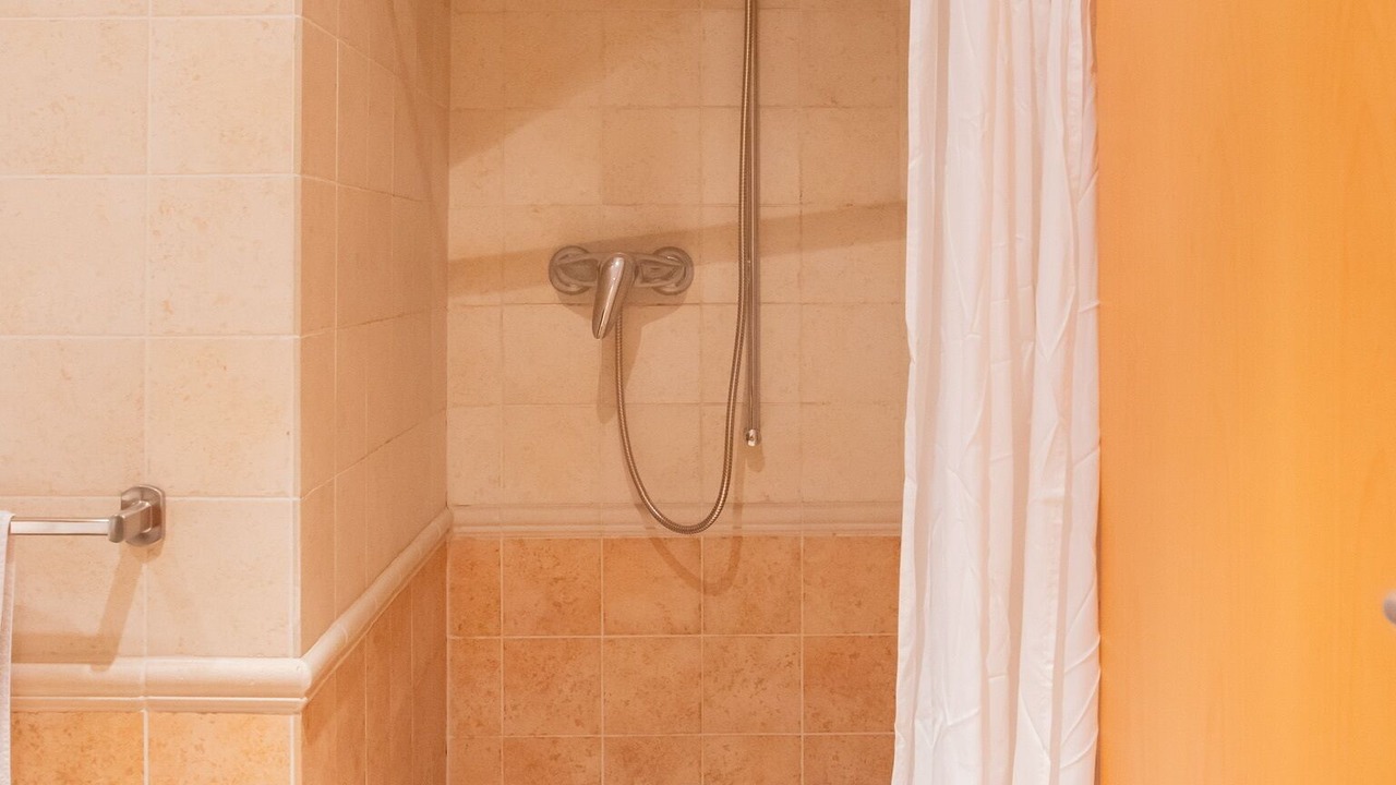 Photo of Bathroom in Cottens