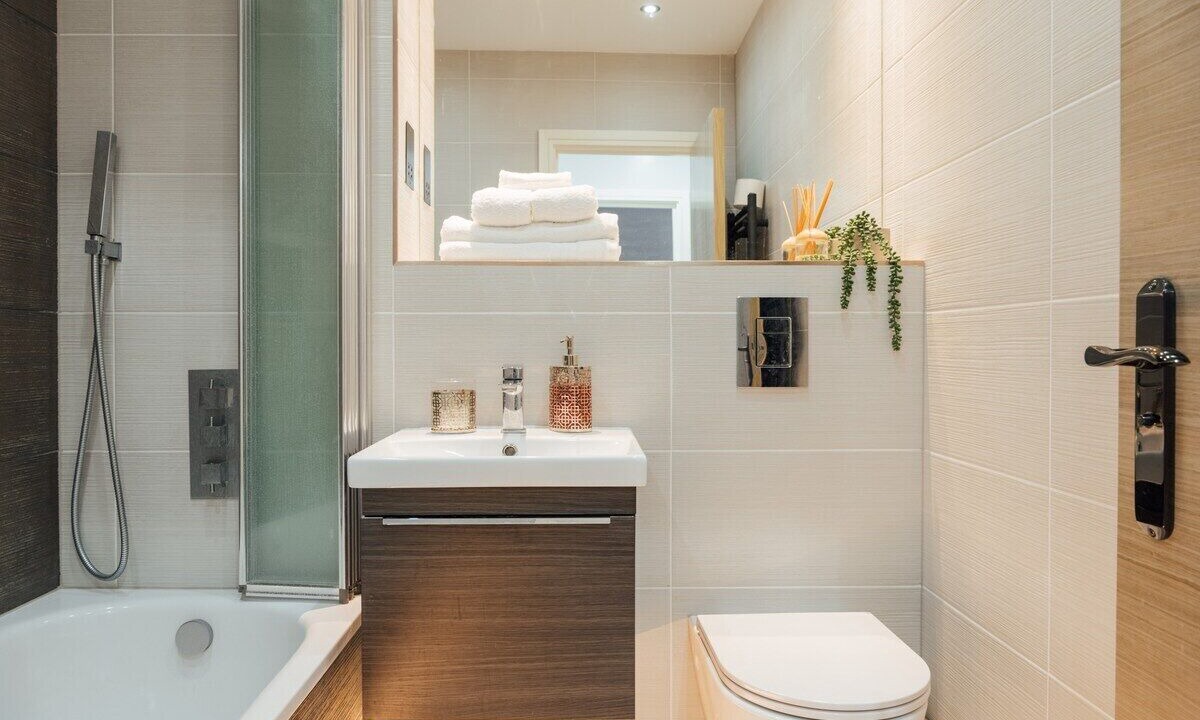 Photo of Bathroom in Dorking