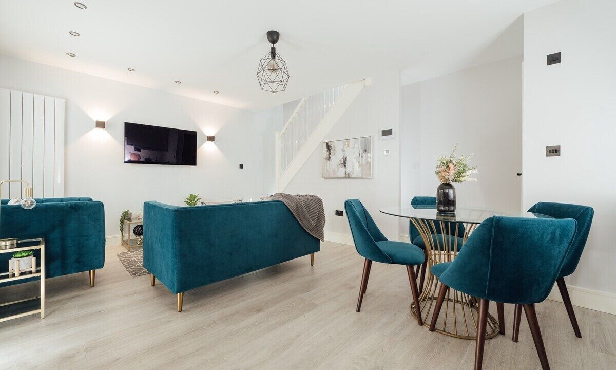 Photo of Others in Dorking