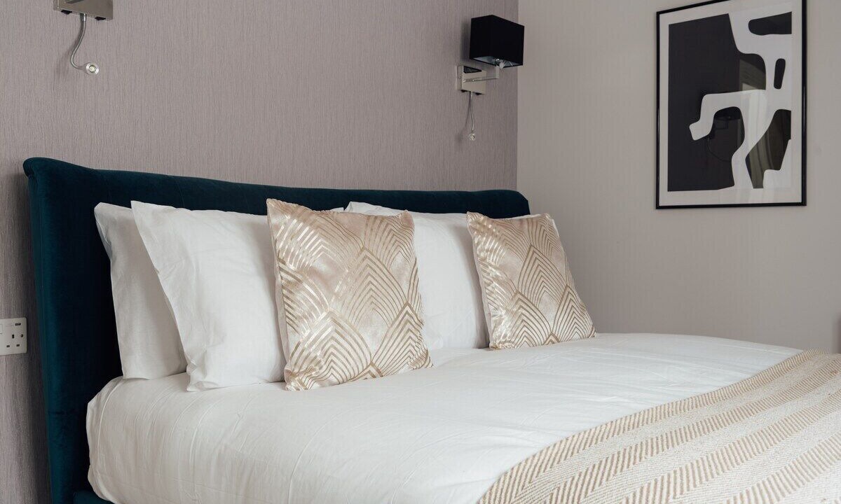 Photo of Bedroom in Dorking