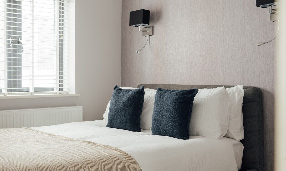 Photo of Bedroom in Dorking