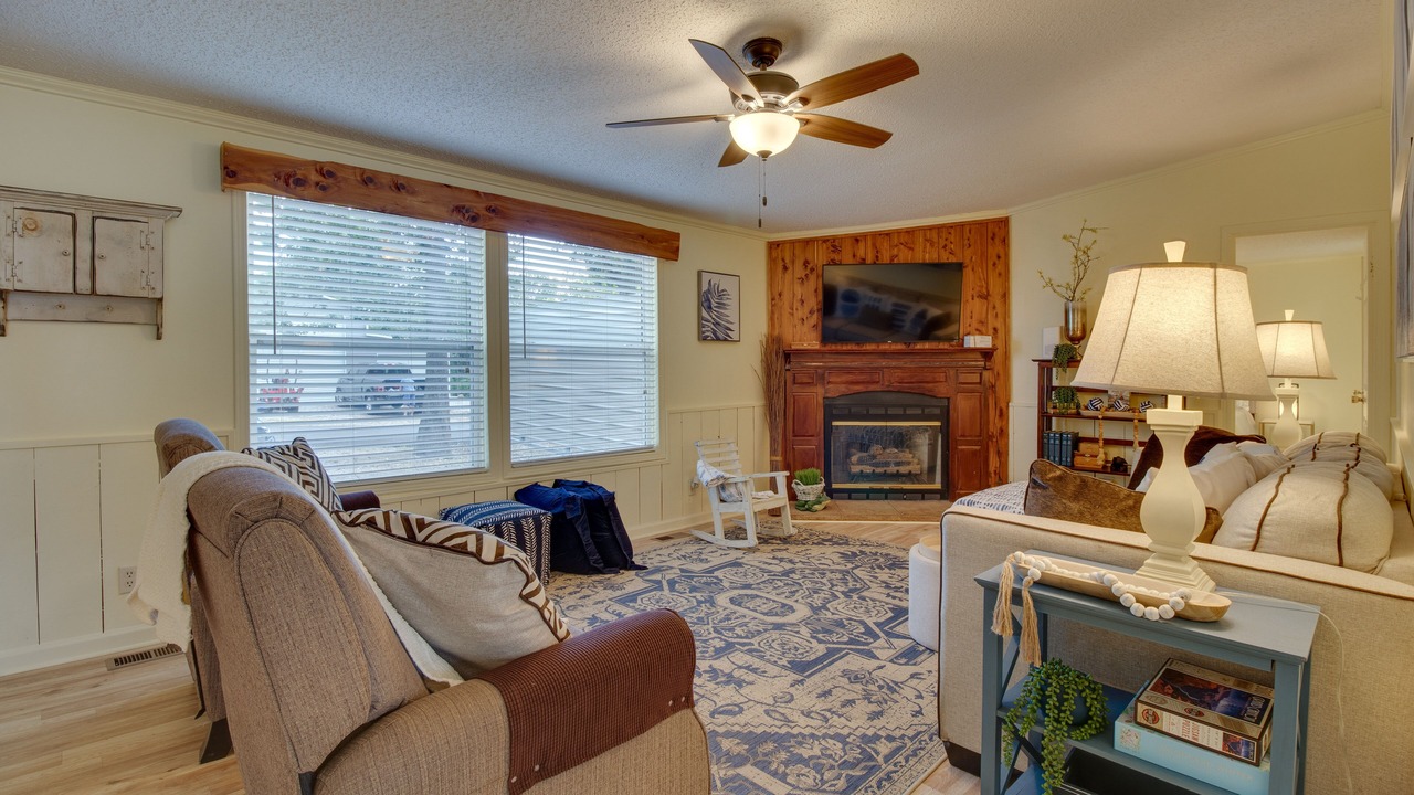 Photo of Livingroom in Mountain Home