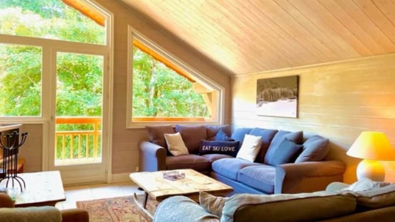 Photo of Bedroom in Meribel Centre