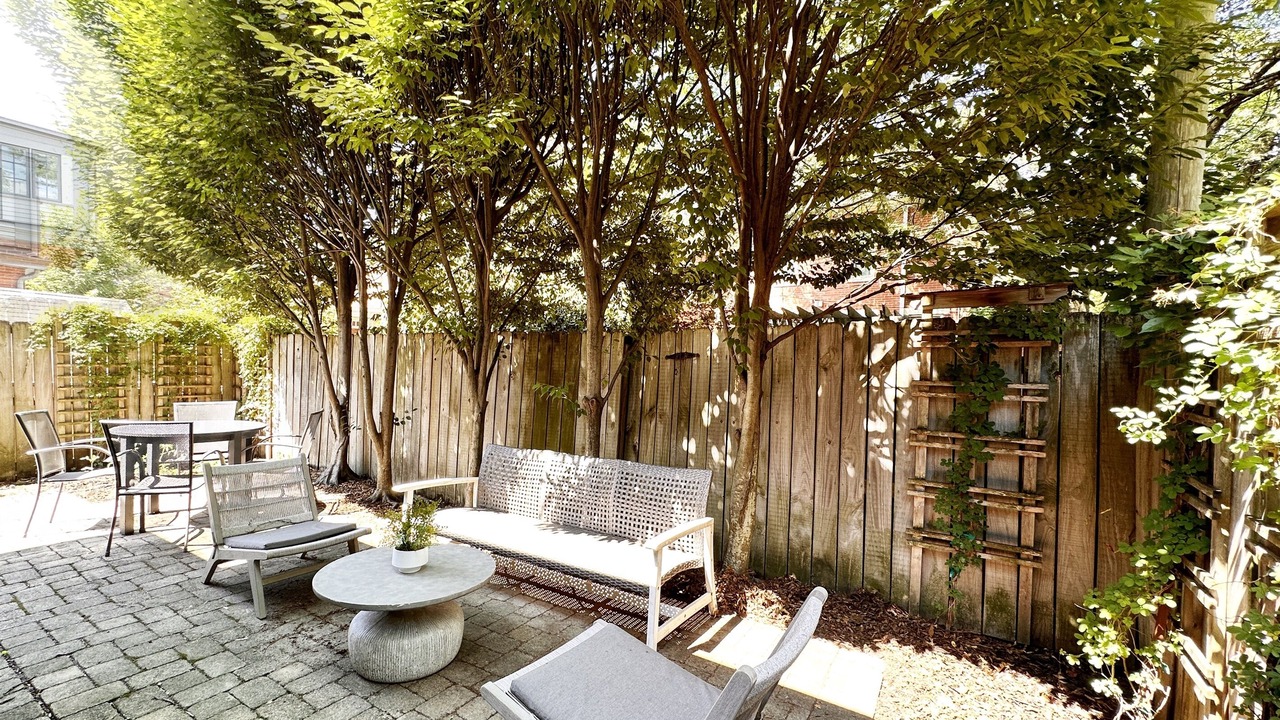 Photo of Outdoor in Victorian Village