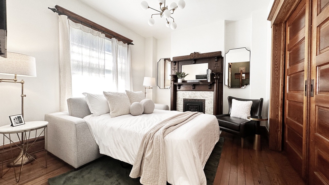 Photo of Bedroom in Victorian Village