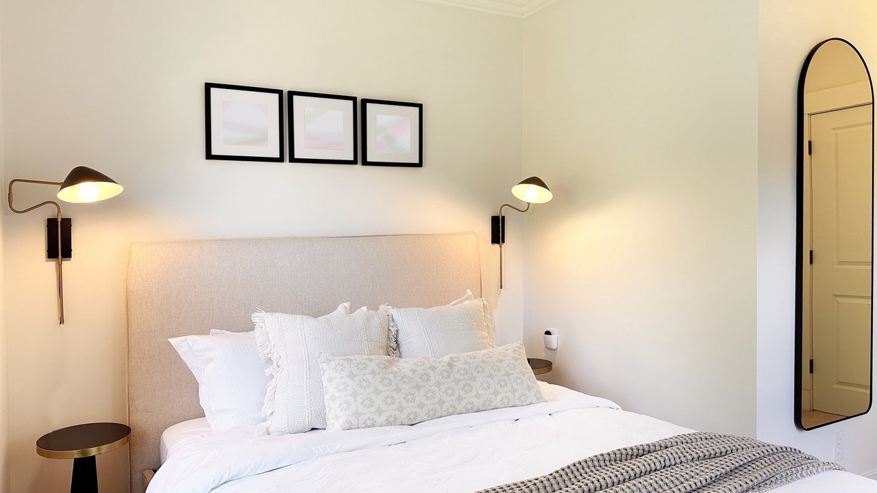 Photo of Bedroom in Victorian Village