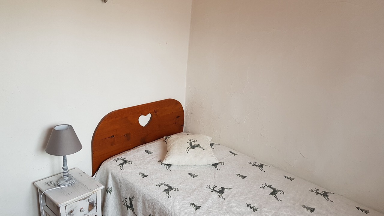 Photo of Bedroom in Aillon-le-Jerune