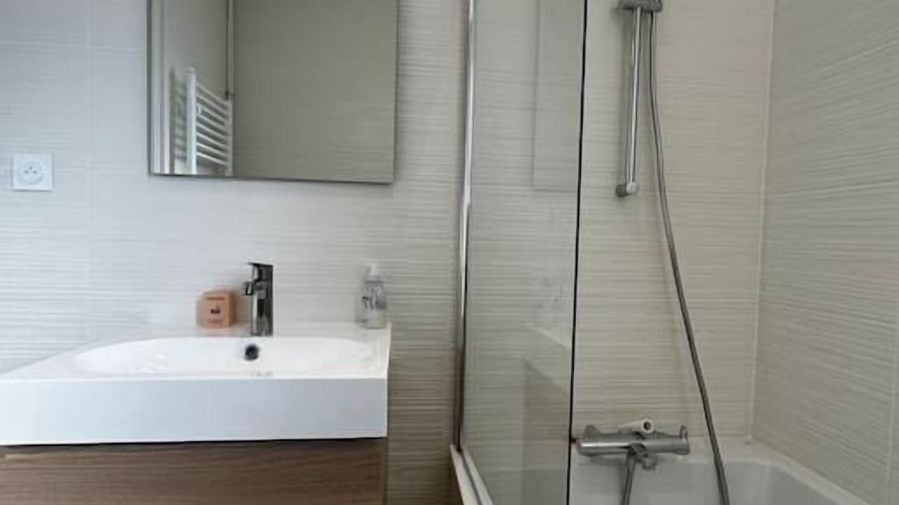 Photo of Bathroom in Amboise