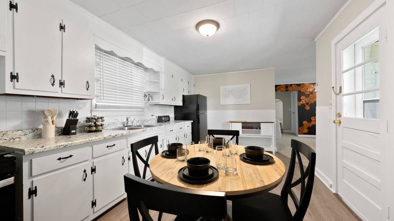 Photo of Others in Cave City