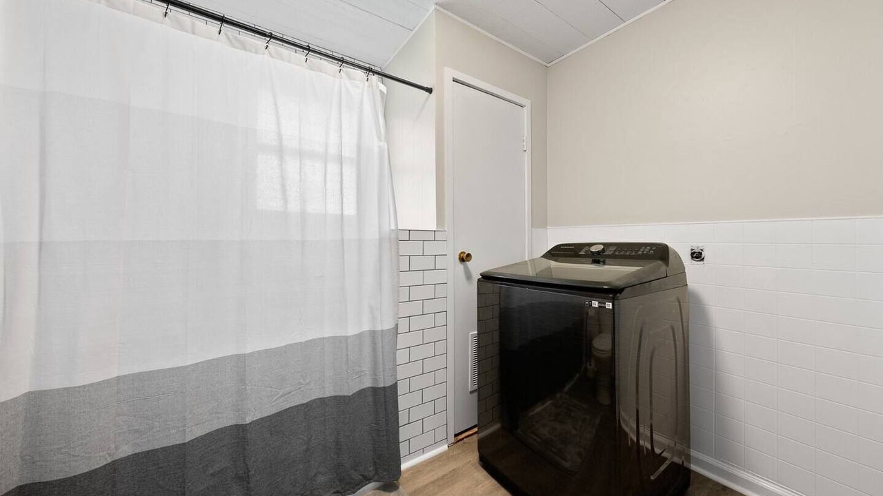 Photo of Bathroom in Cave City