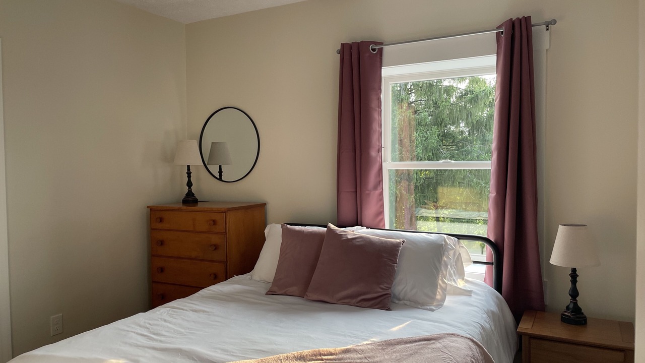 Photo of Bedroom in Monaca