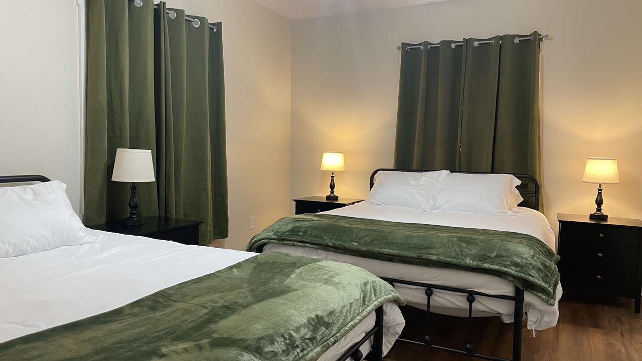 Photo of Bedroom in Monaca