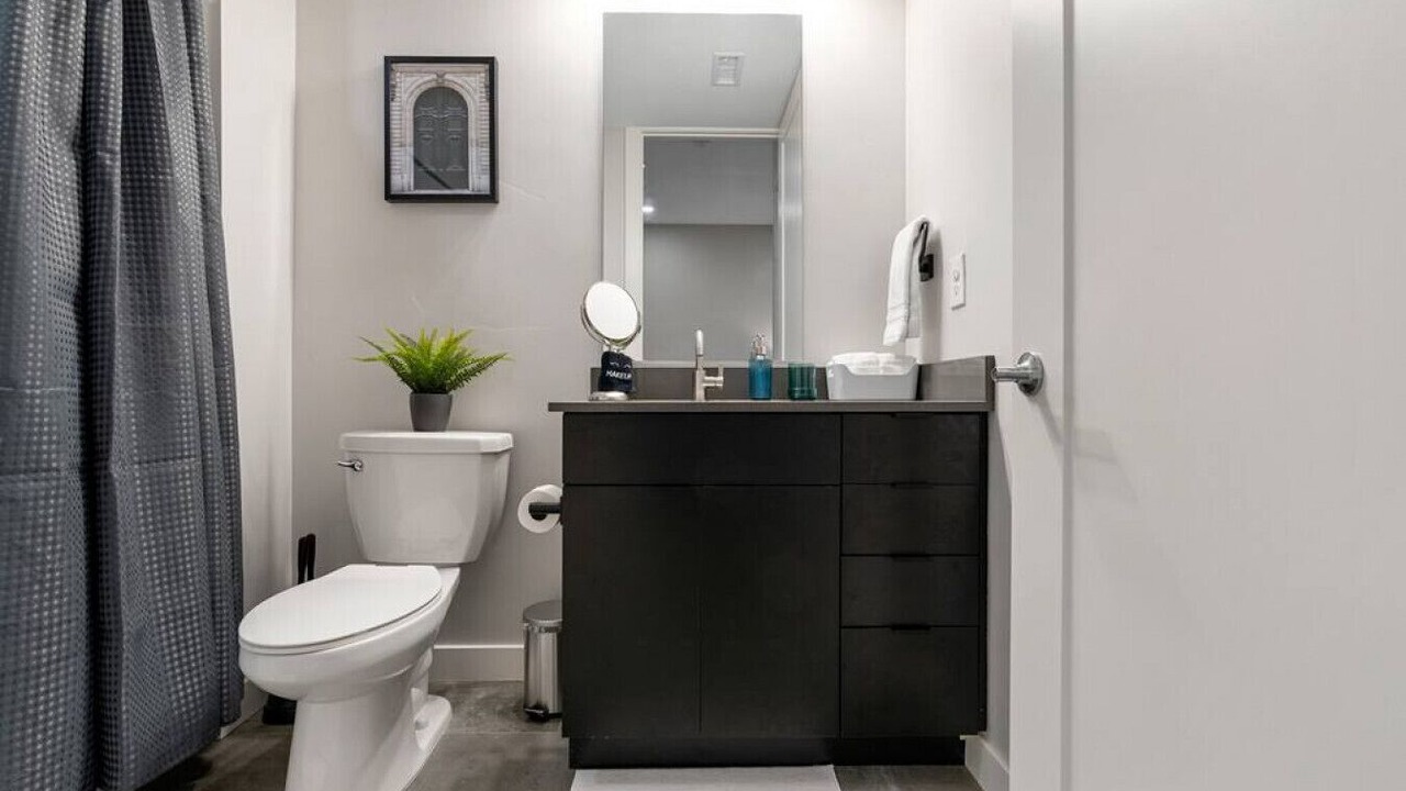Photo of Bathroom in Downtown Salt Lake City