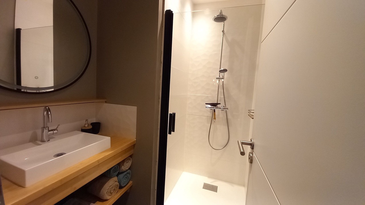 Photo of Bathroom in Treffiagat