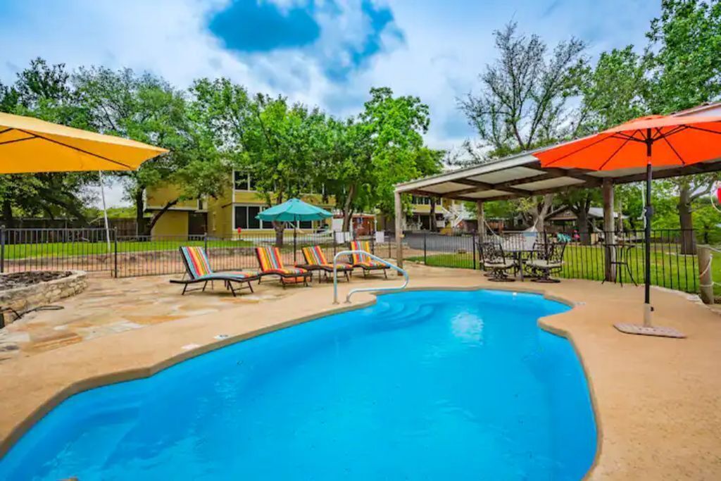 Photo of Outdoor in Brooks Hollow