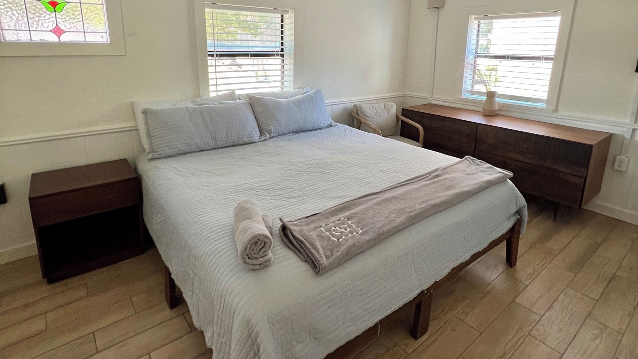 Photo of Bedroom in Brooks Hollow