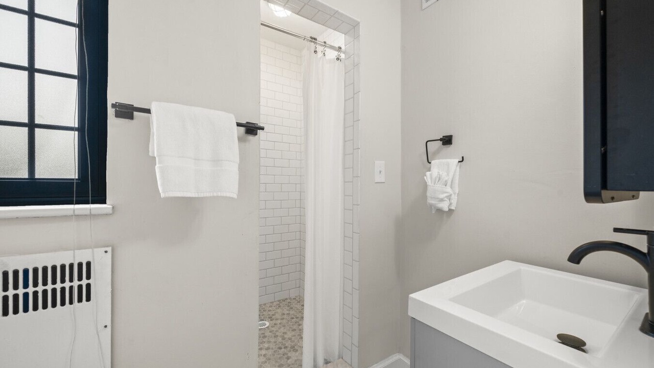 Photo of Bathroom in Hyde Park