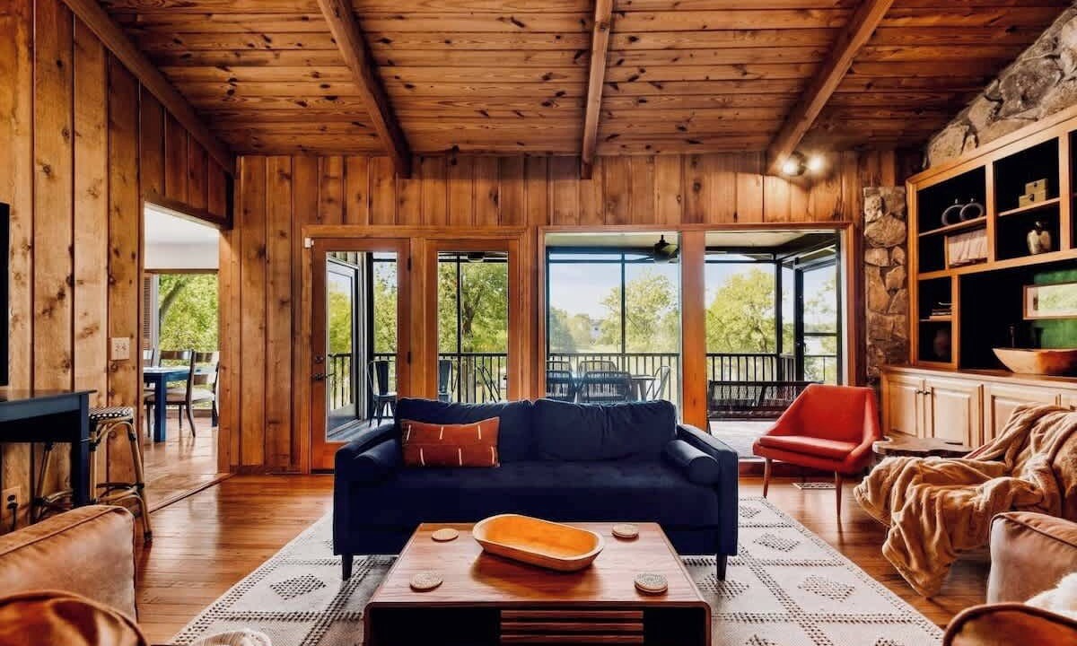 Photo of Bedroom in Gallatin