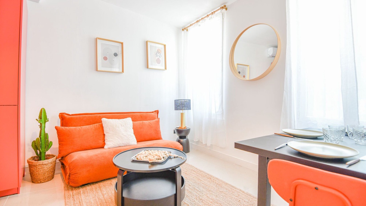 Photo of Livingroom in 1st Arrondissement