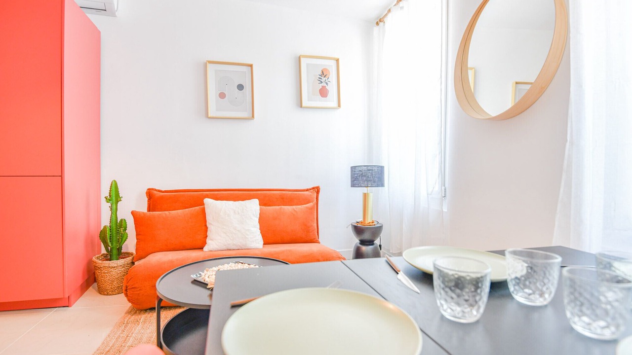 Photo of Livingroom in 1st Arrondissement