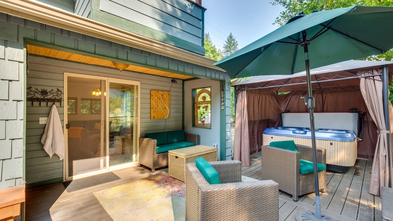 Photo of Others in Mapleton